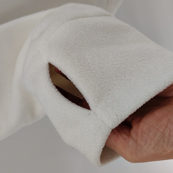 Telluride Clothing Co. pullover top ivory white large pockets and thumb holes - Picture 5 of 7